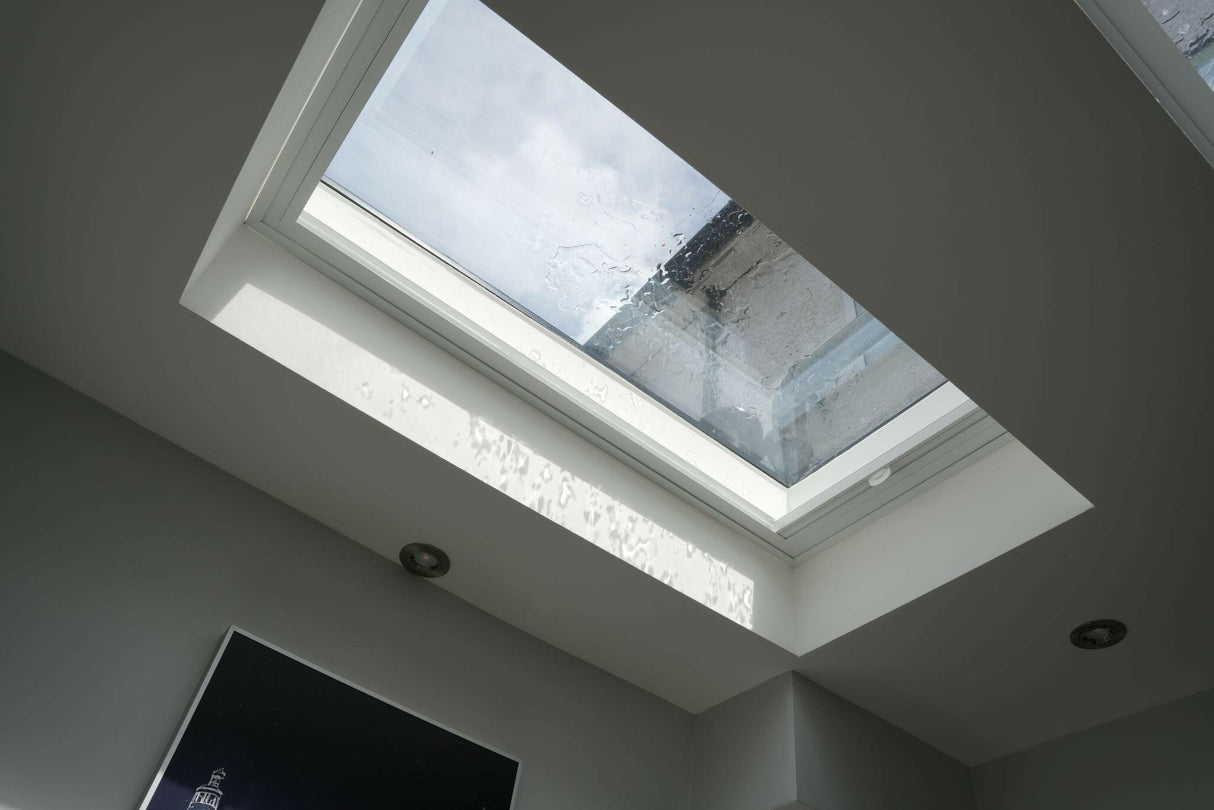 1000 x 1200 mm LD Manual Blinds for Flat / Pitched Roof Skylights & Roof Lanterns.