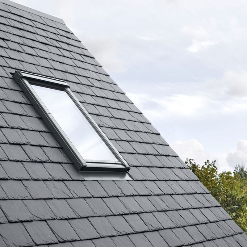 114x70 cm VELUX Pro EDL SK01 1000 Leisteen lood met isolatie | Grijze aluminium afwerking