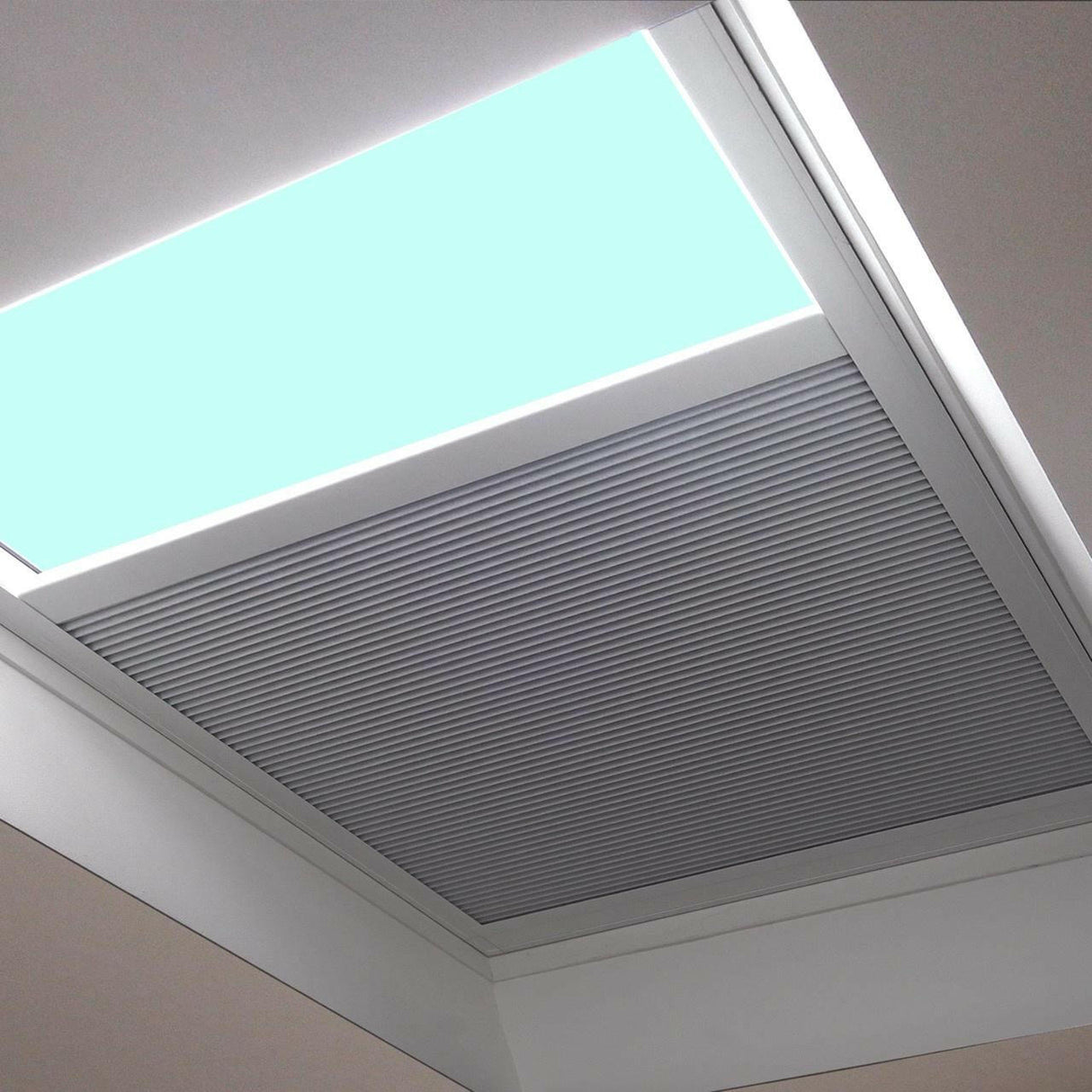 800 x 2500 mm LD Electric Blinds for Flat / Pitched Roof Skylights & Roof Lanterns.