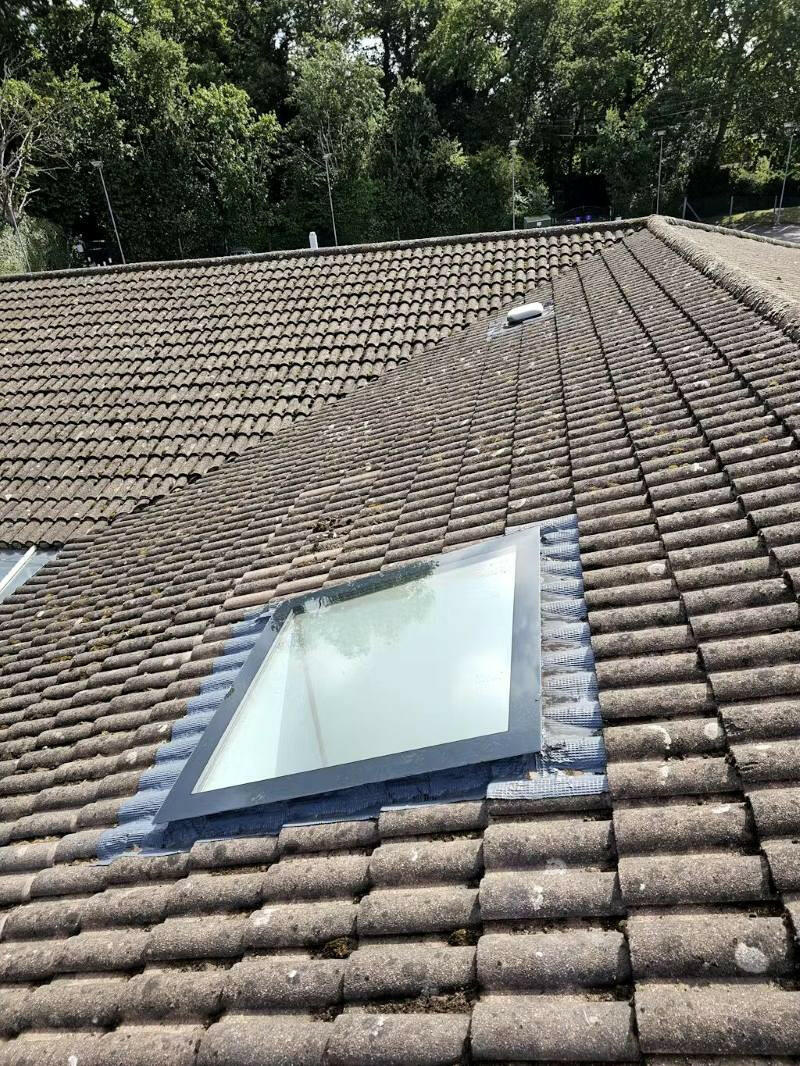 Custom Size Frameless Triple Glazed Flat and Pitched Roof Skylight Online Calculator.