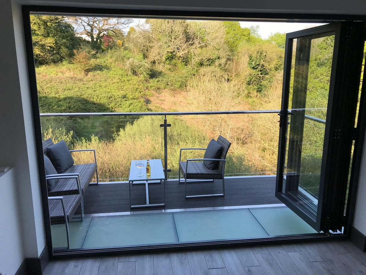 600 x 600 mm Frameless Walk-on Skylight.